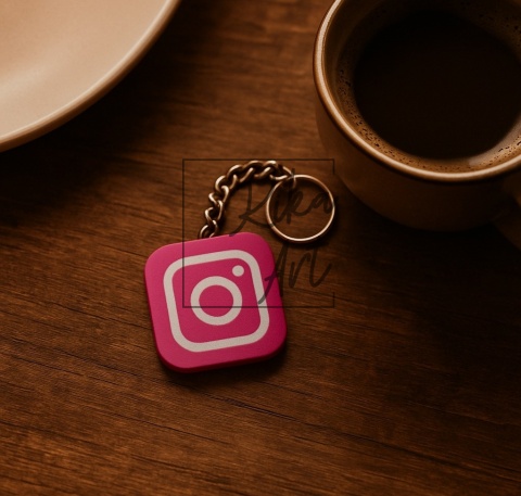 Facebook keychain with tag