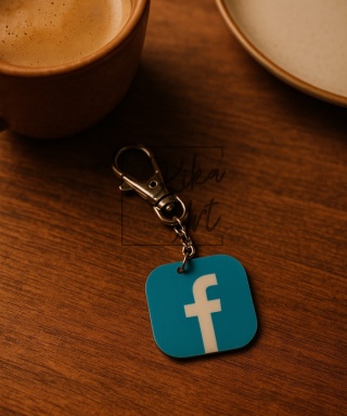 Facebook brelok z tag