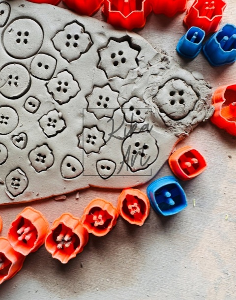 Zestaw wykrojników do guzików – 45 sztuk