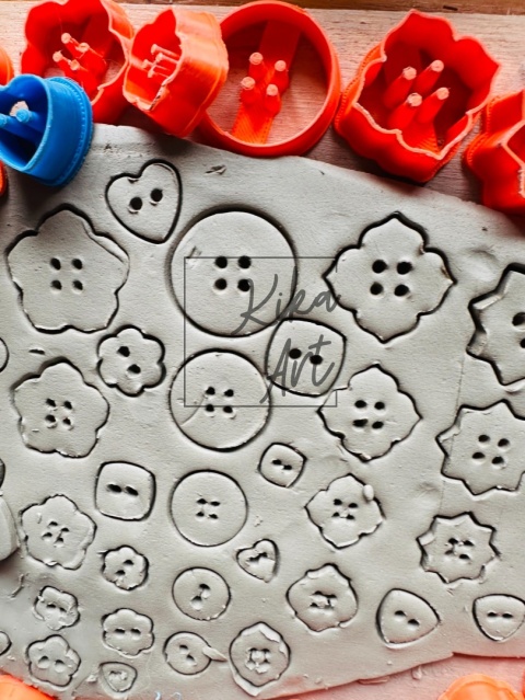 Zestaw wykrojników do guzików – 45 sztuk