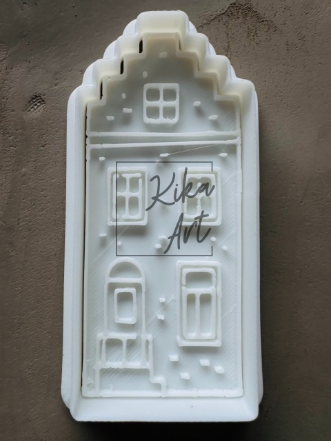 kamieniczka ze schodkowym dachem