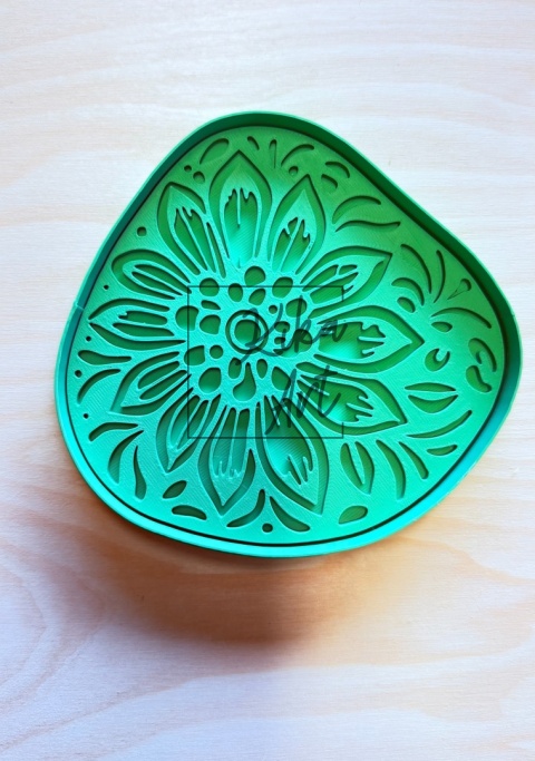 Stempel + wykrojnik do mydelniczki – „Bloom Mandala”
