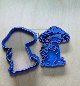 Świnka pod muchomorem – stempel + wykrojnik do gliny