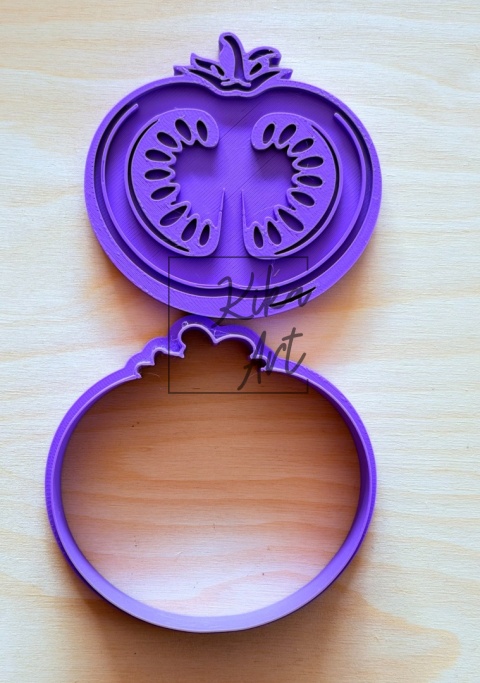 Wykrojnik + Stempel Połóweczka Pomidora – Soczysty Detal w Twojej Glinie!
