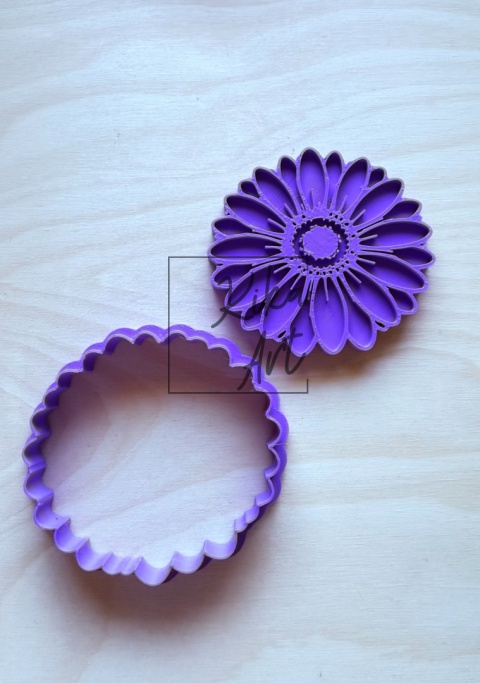 Wykrojnik + Stempel Gerbera – Kwiatowa Moc w Twoich Rękach!