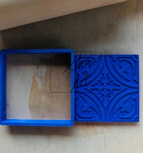 set tile cutter “cathedral ornament”