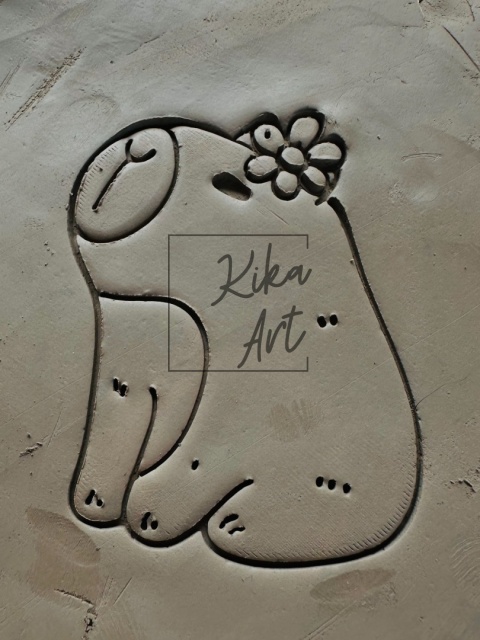 Stempel i wykrojnik do gliny – Kapibara z kwiatkiem 7×9 cm